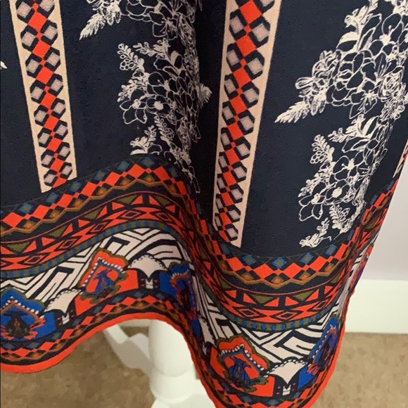 Adorable Chelsea & Violet off shoulder dress - Picture 3 of 4